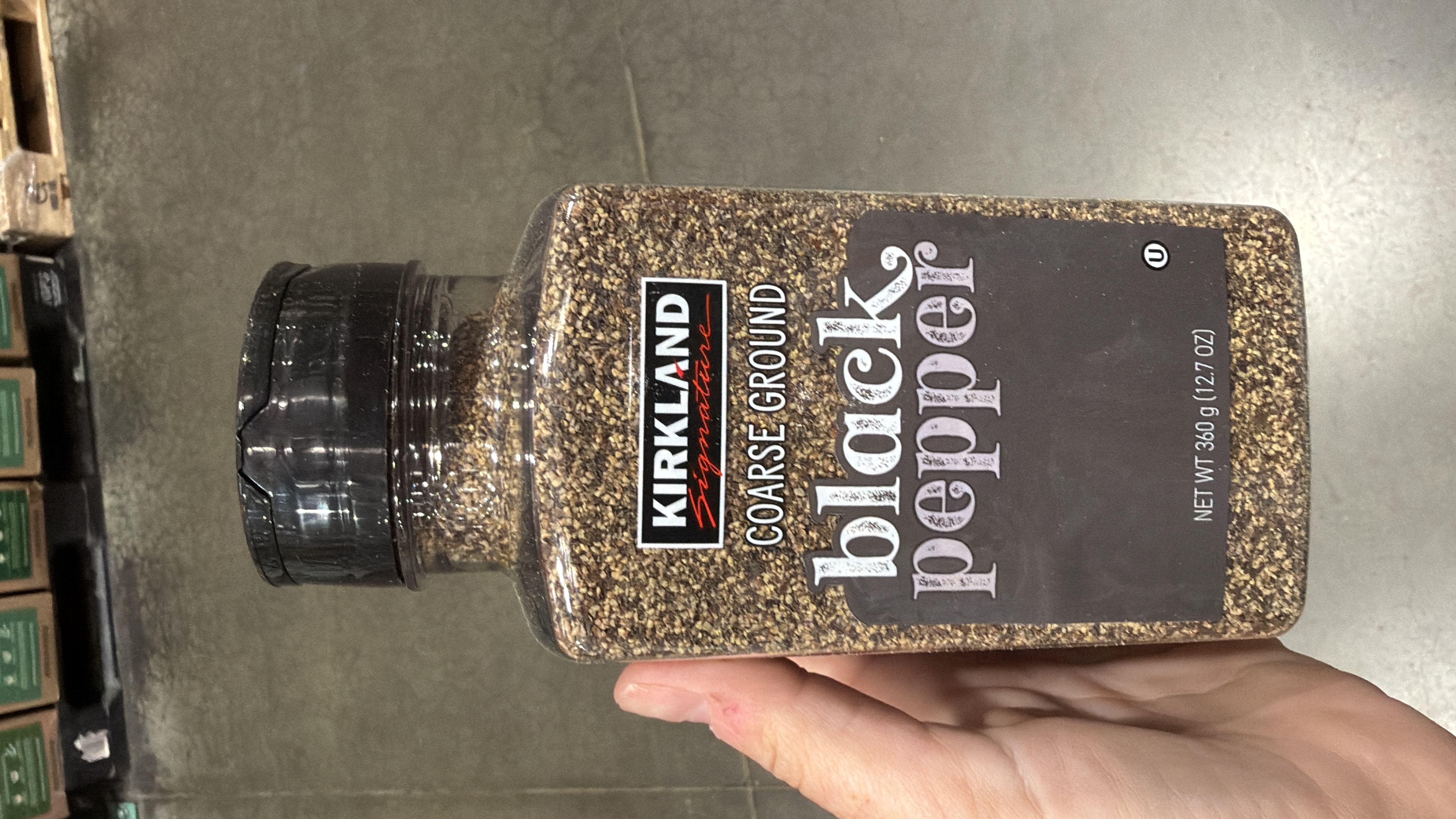 kirkland signature coarse ground black pepper 12.7oz