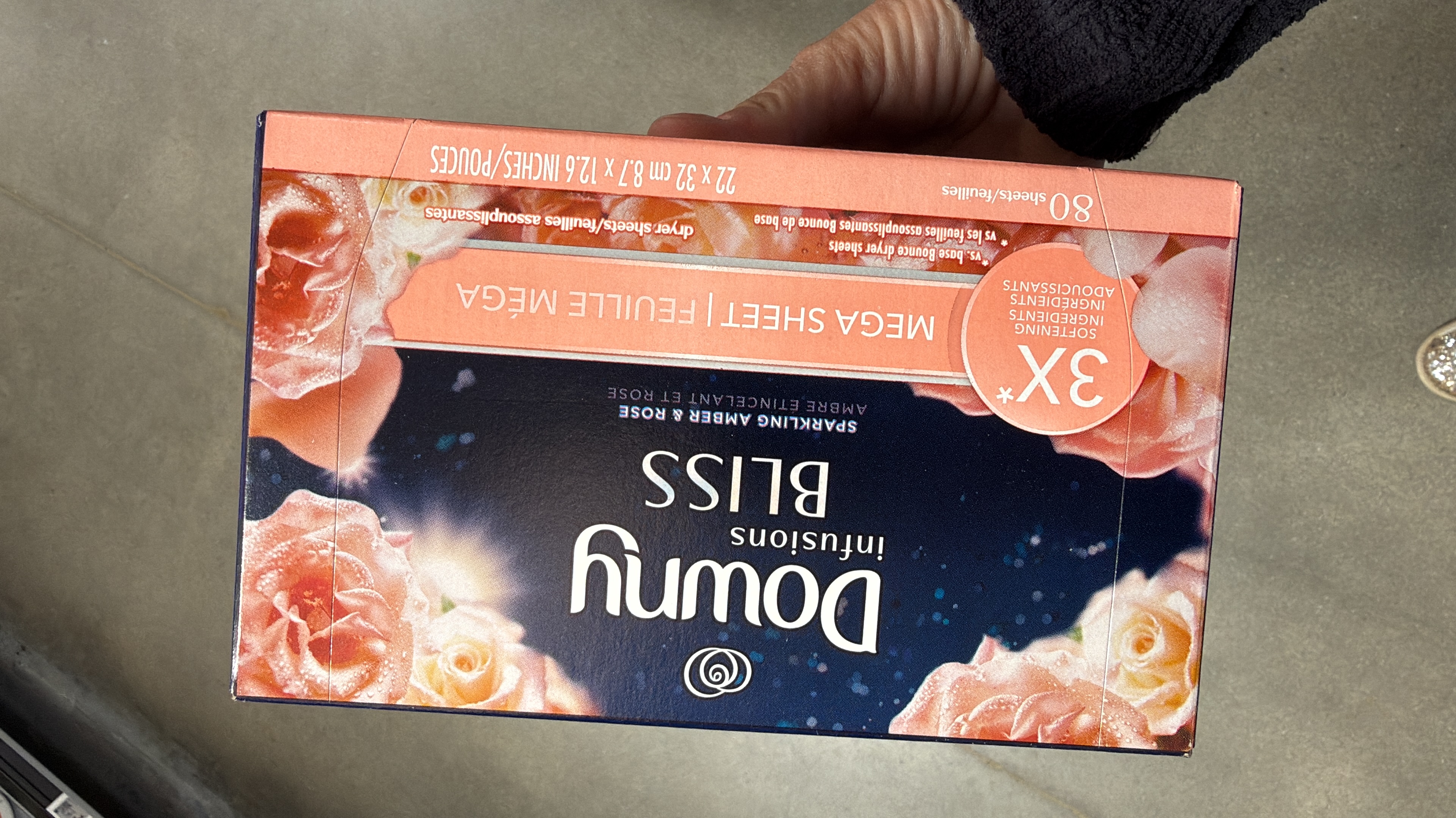 Downy Fabric Softener Dryer Sheets, Infusions Bliss Amber and Rose Scent, 80 Mega Dryer Sheets