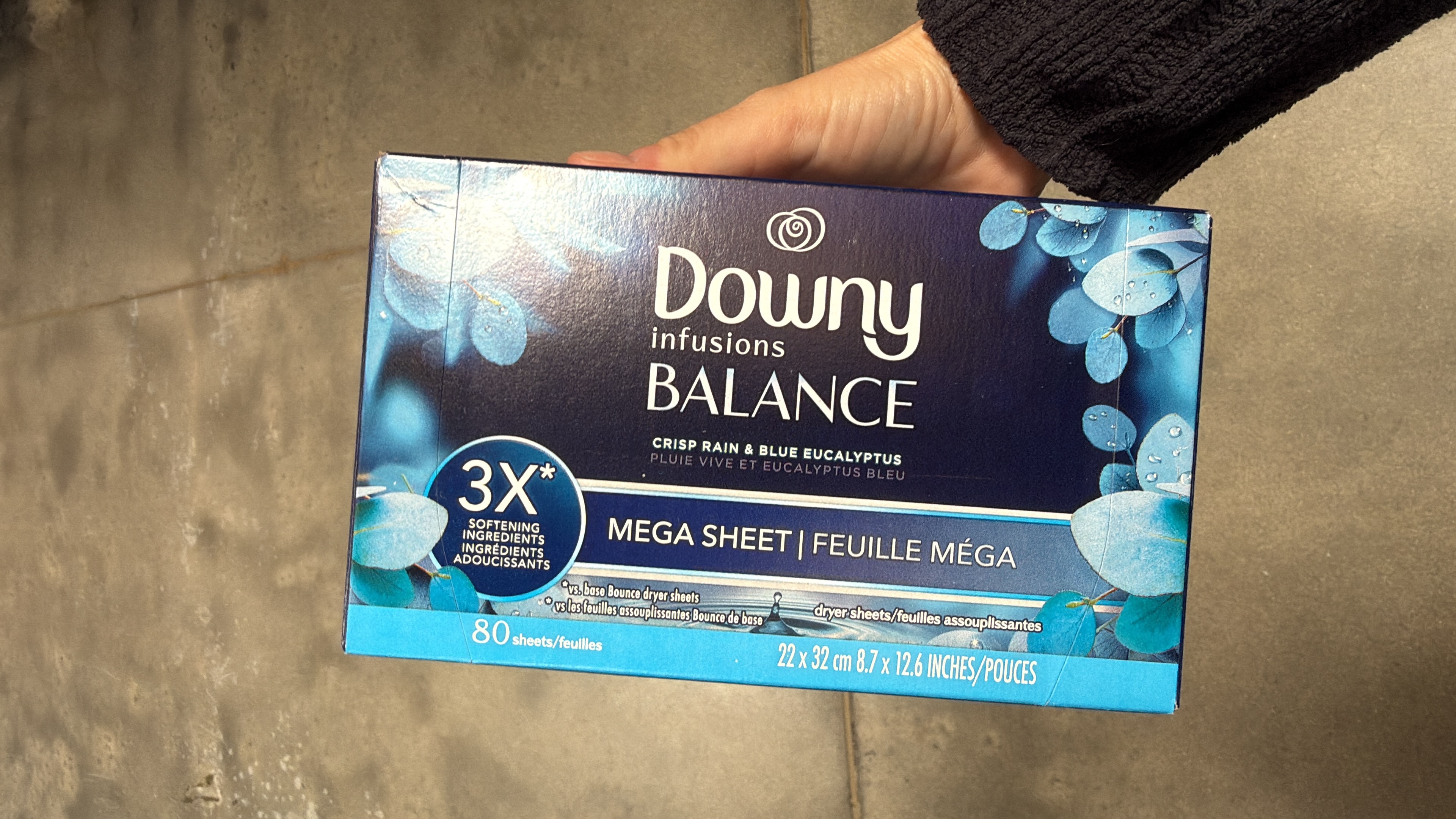 Downy Fabric Softener Dryer Sheets, Infusions Balance Crisp Rain and Blue Eucalyptus Scent, 80 Mega Dryer Sheets