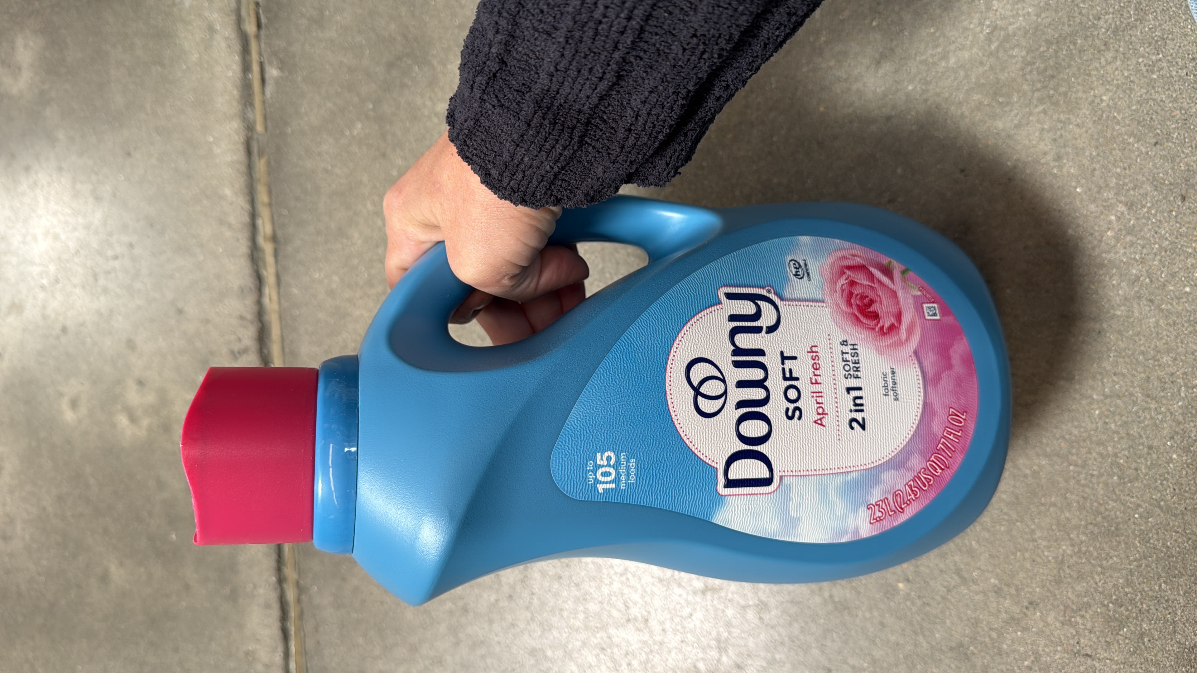 Downy Liquid Fabric Softener, April Fresh Scent, 77 fl oz, 105 Loads