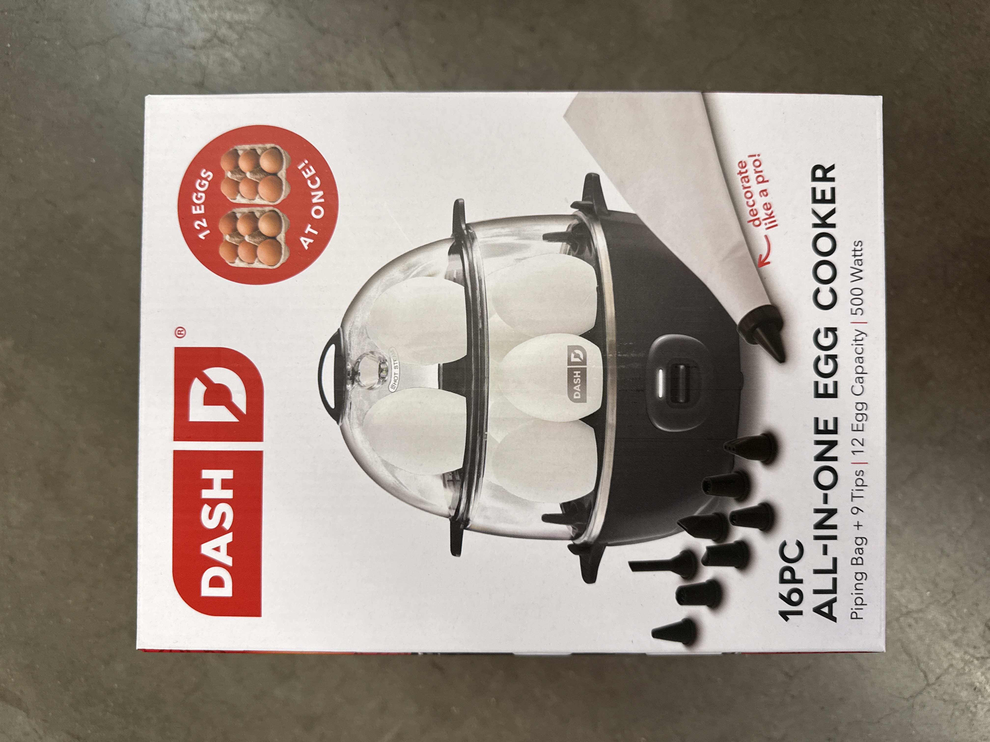 Dash 16pc all in one egg cooker 12 egg capacity - BLACK