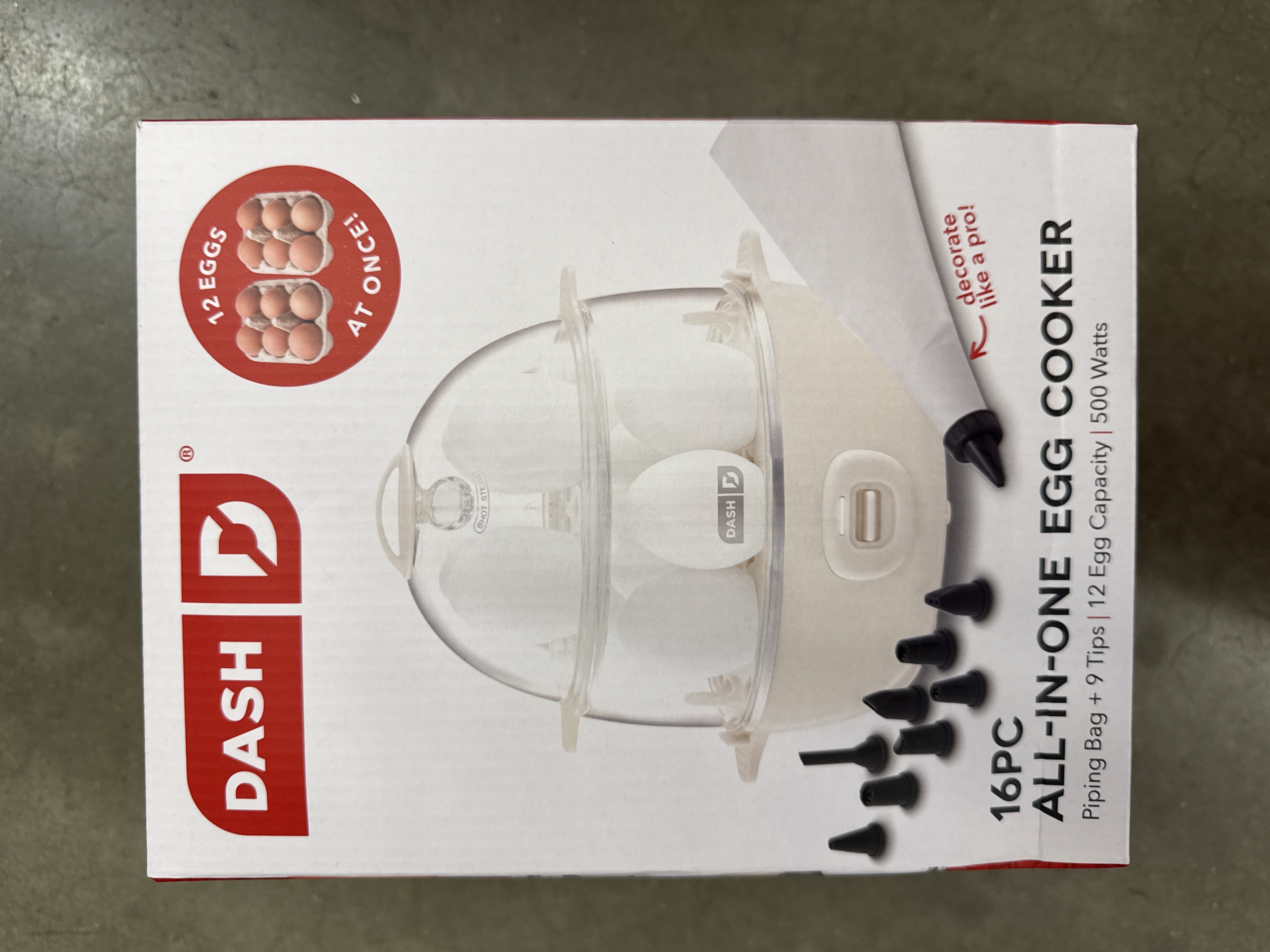 Dash 16pc all in one egg cooker 12 egg capacity - WHITE