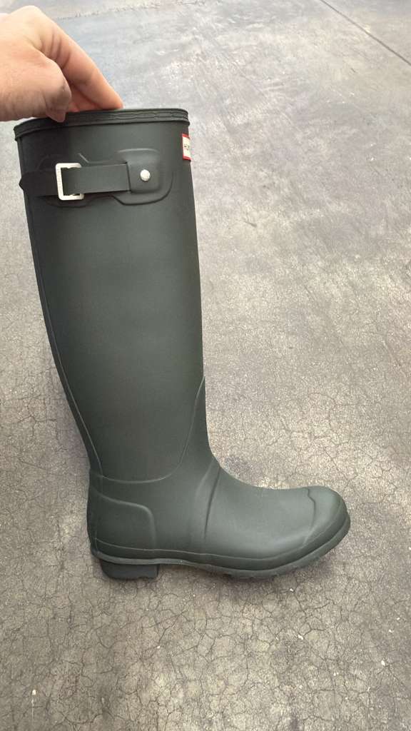 Hunter Women's Original Tall Rain Boot Dark Olive TAM 7