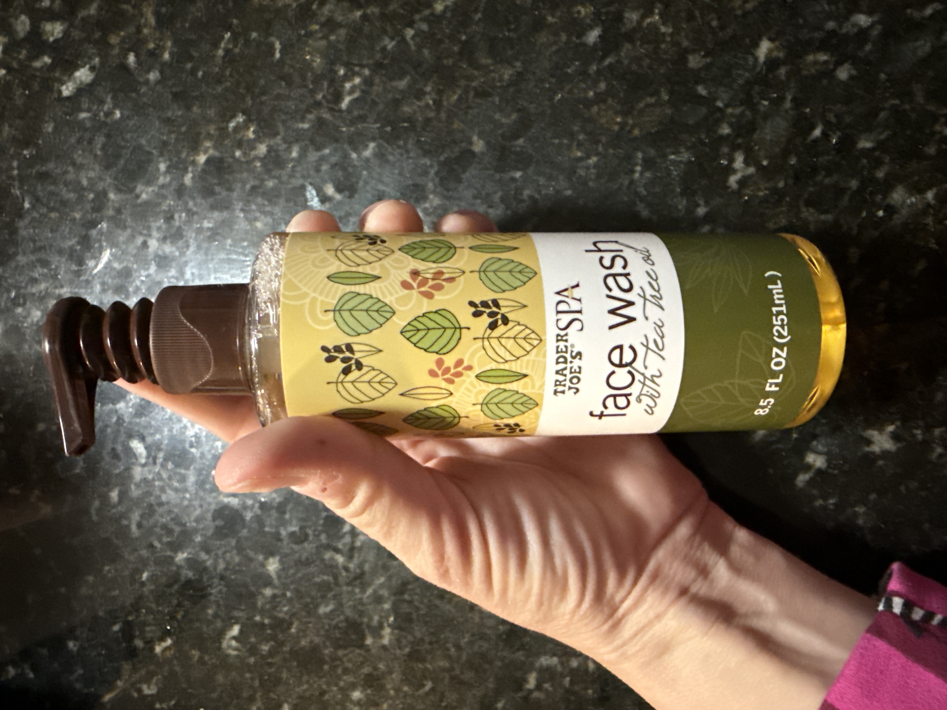 Trader joes spa face wash with tea tree oil 251ml