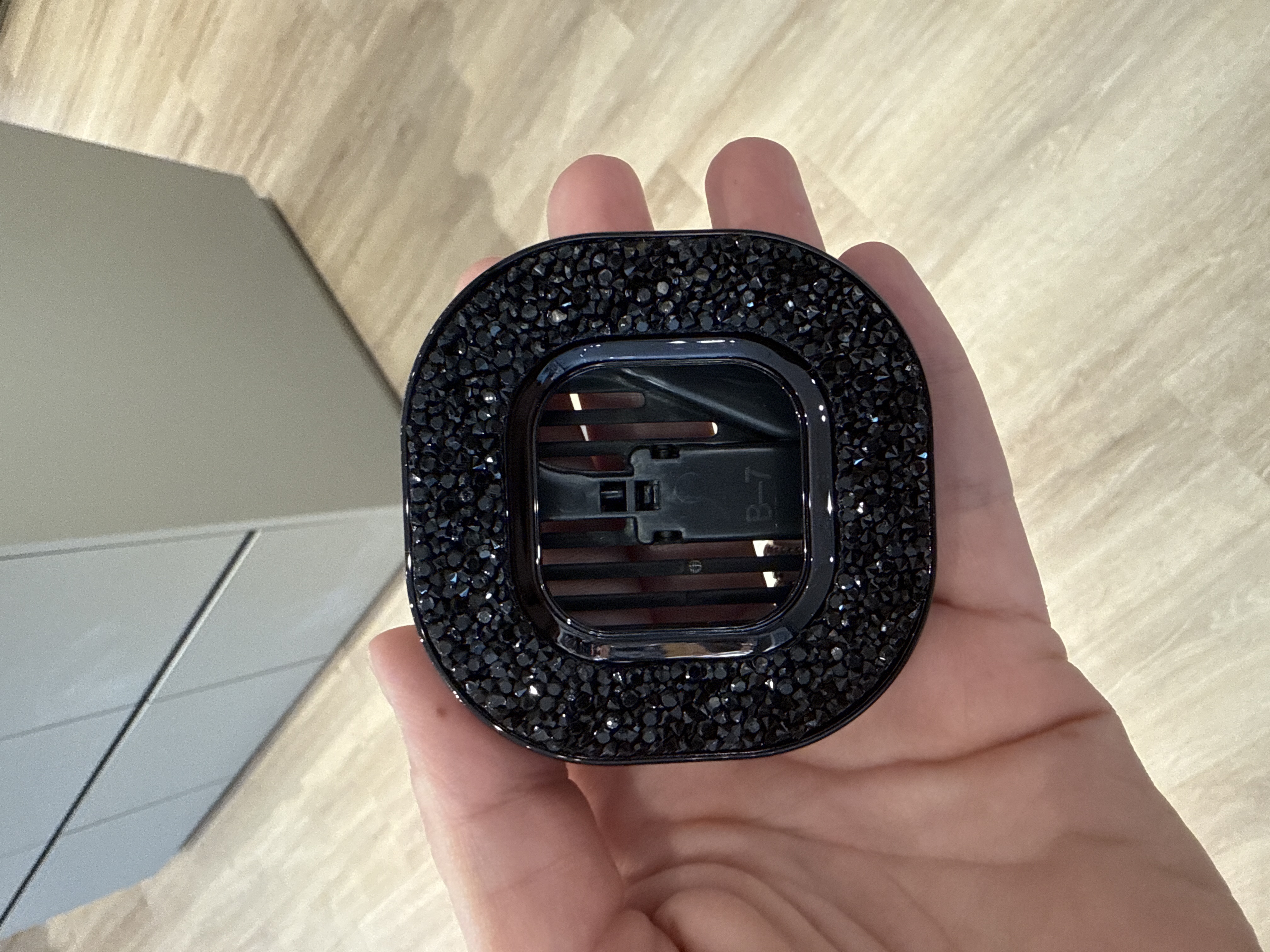 Bath & Body Works car fragrance holder - SPARKLING BLACK