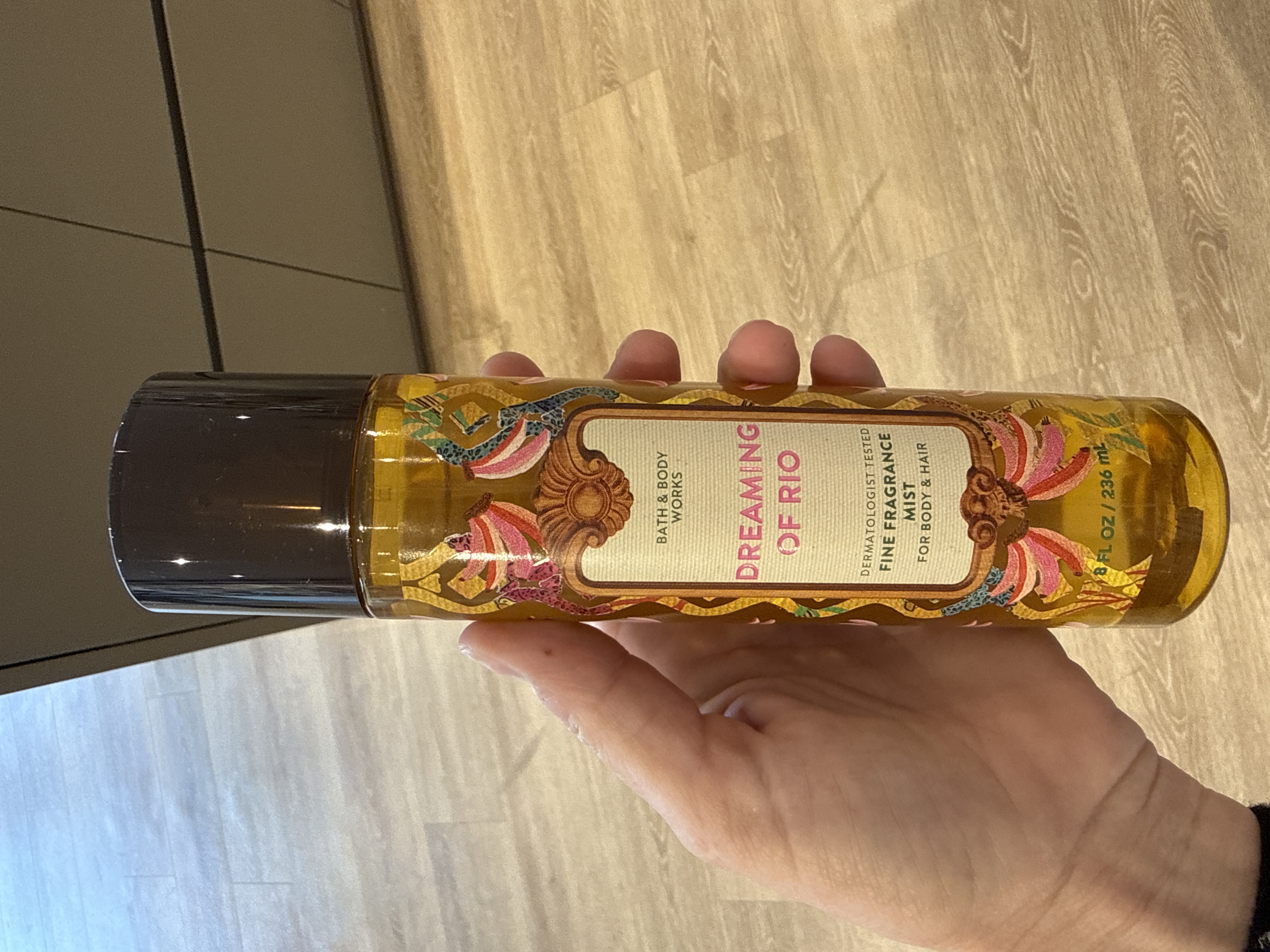 Bath & Body Works body mist BRAZIL line 8oz - DREAMING OF RIO