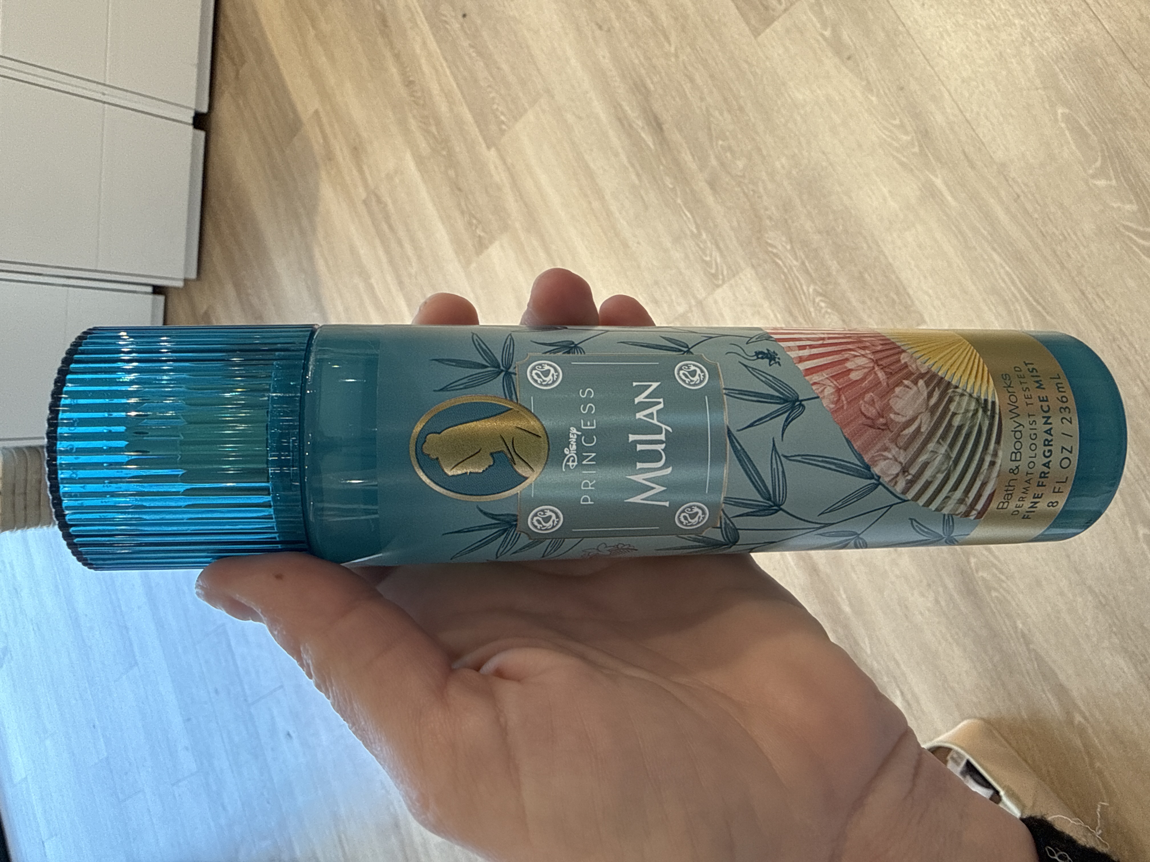 Bath & Body Works body mist MULAN 8oz