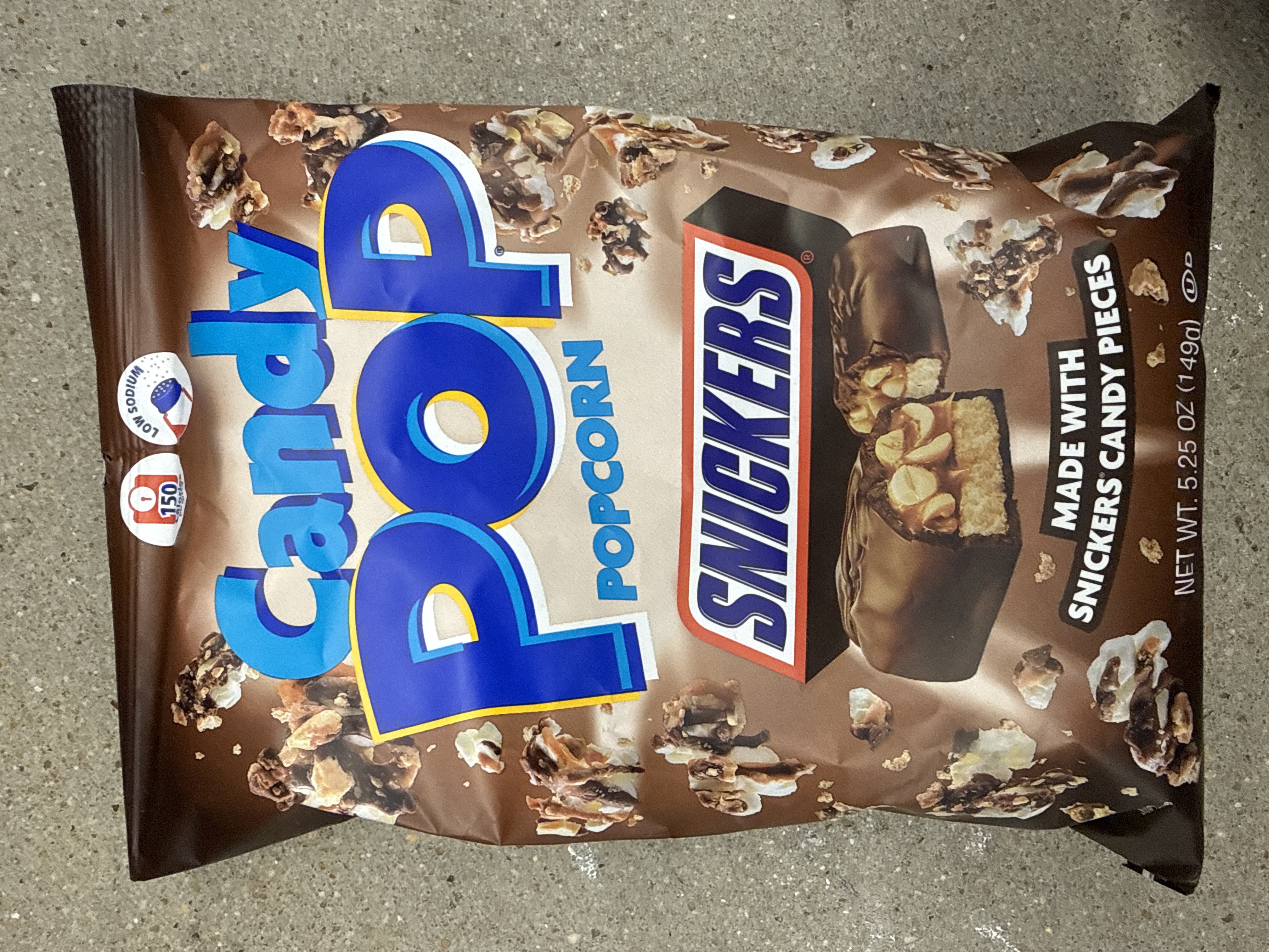 Candy pop popcorn snickers 5.25oz