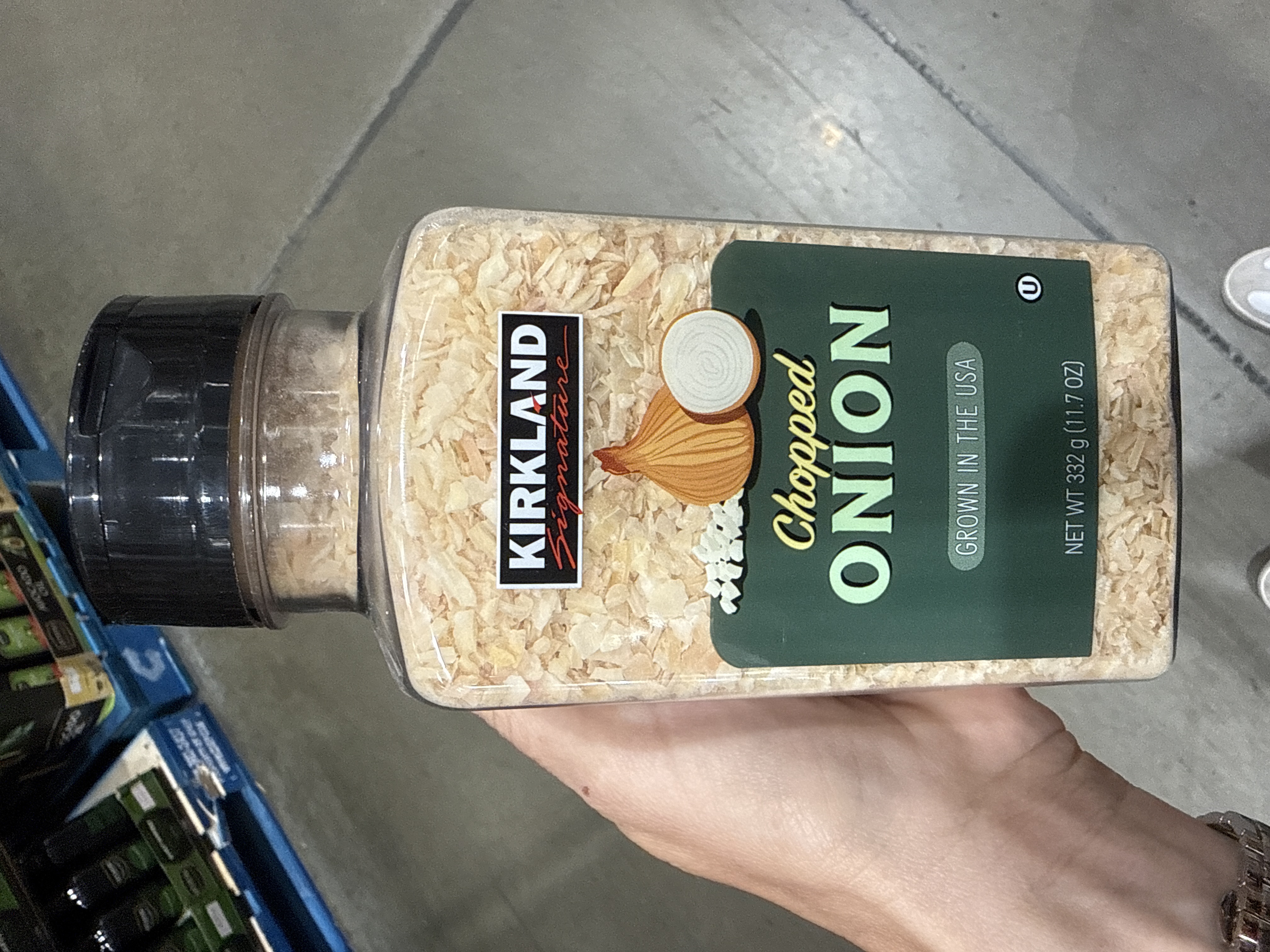 Kirkland signature chopped onion 11.7 ounces