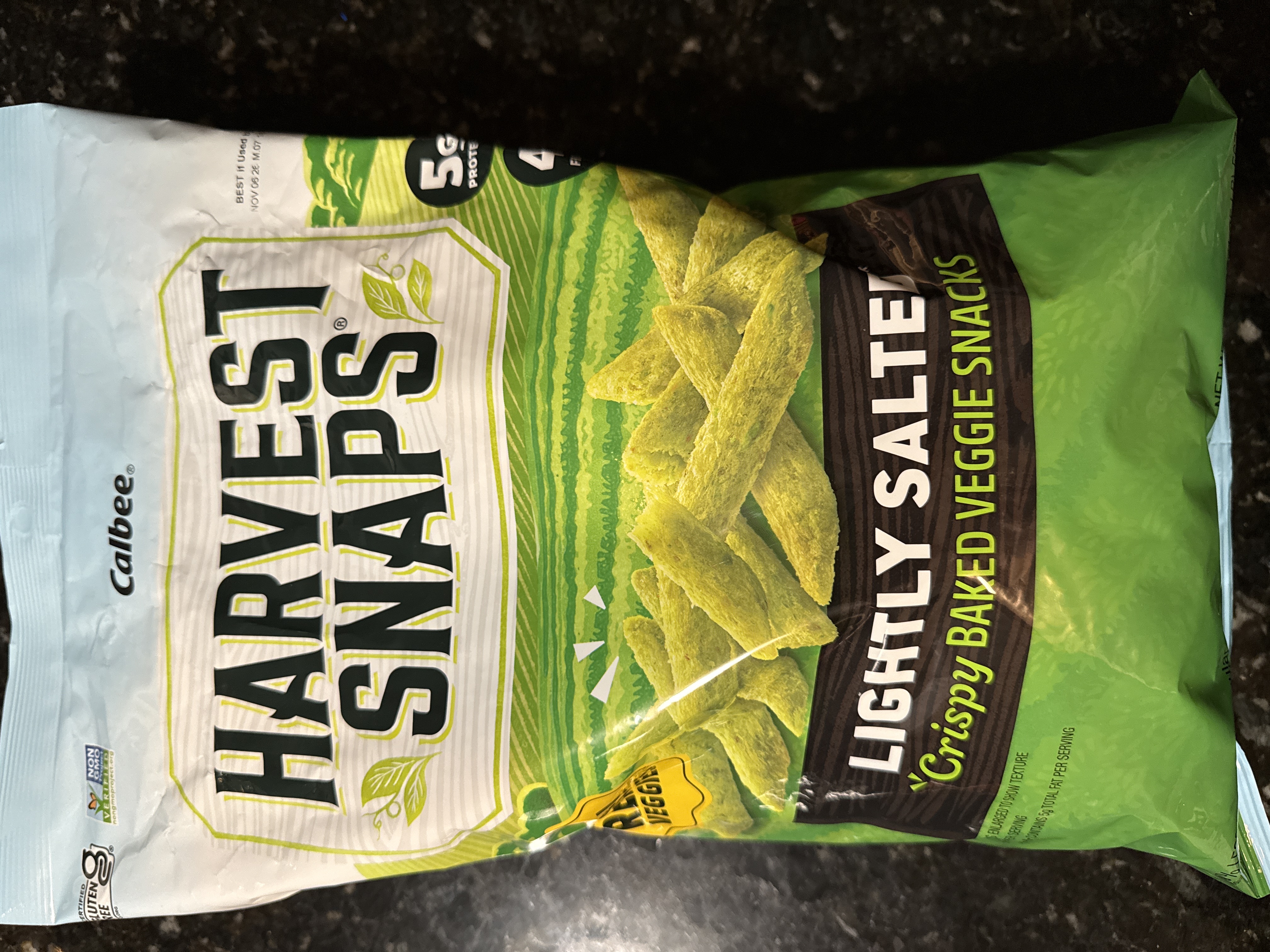 Calbee harvest snaps crispy baked veggie snacks 20oz