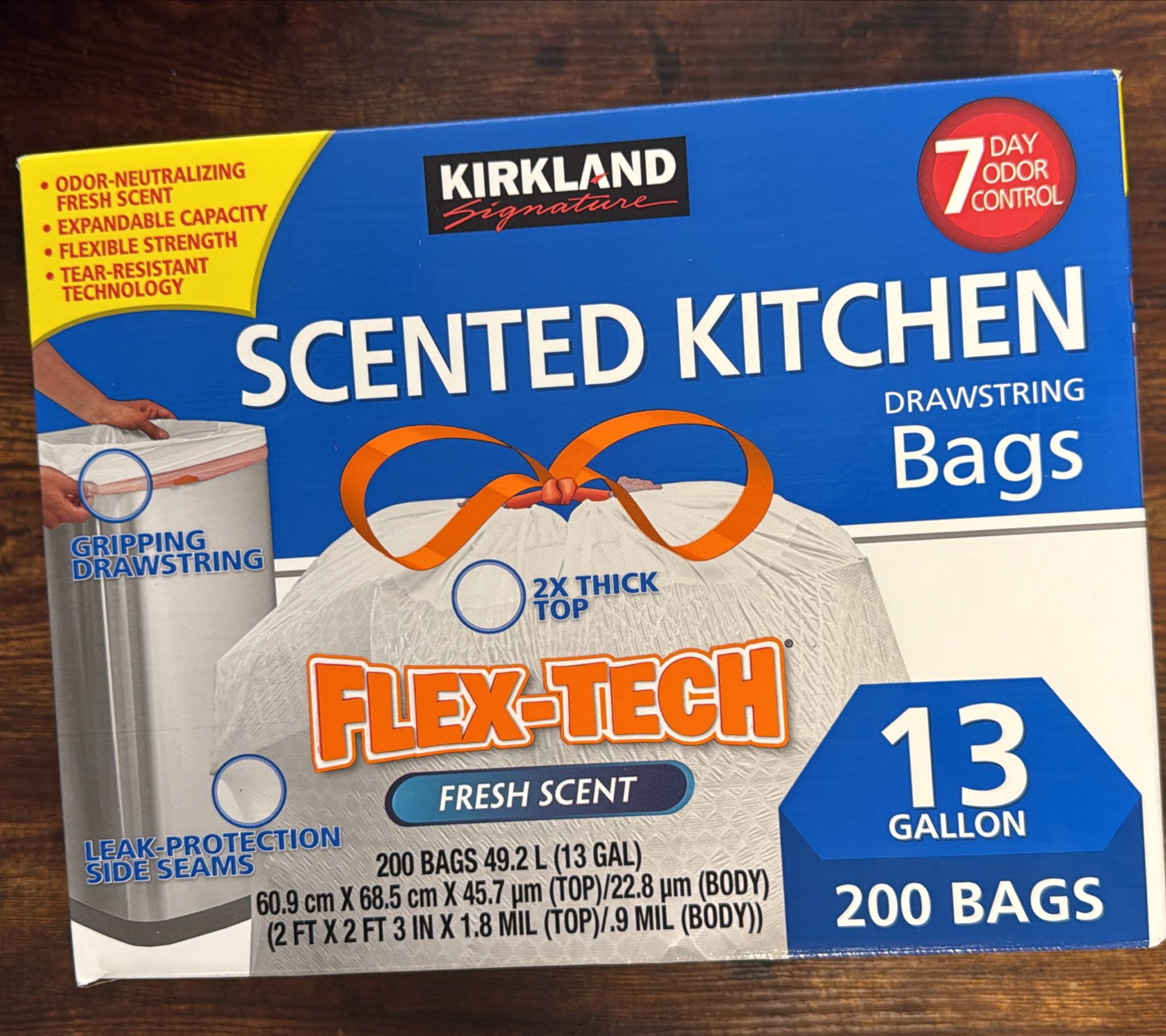Kirkland Signature Flex-Tech 13-Gallon Scented Kitchen Trash Bags, 200-count